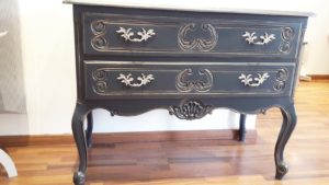 Commode en chêne après carbone
