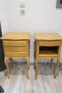 Paire de chevets avant