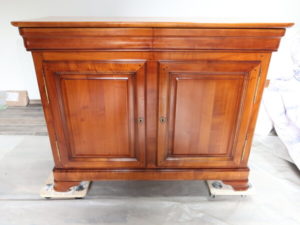 Buffet en merisier style louis philippe